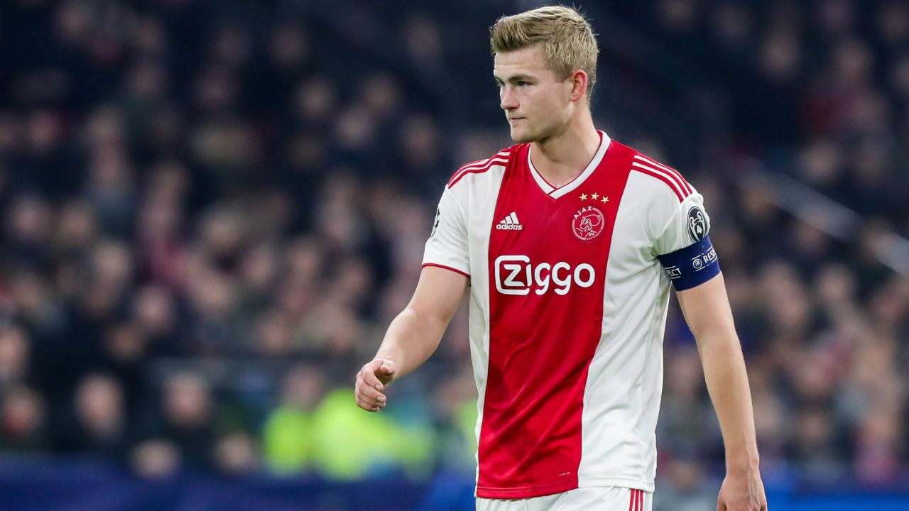 才成为球队 才成为球队