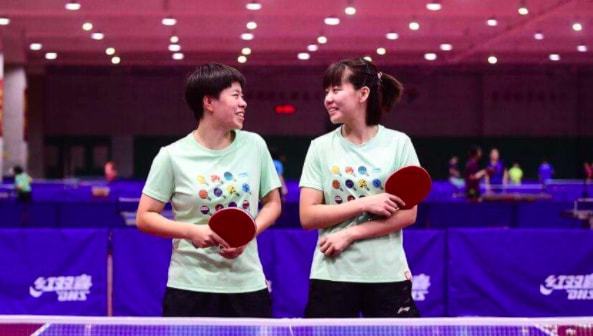 成近距离的 成近距离的